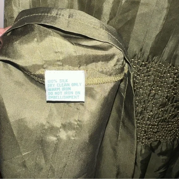 IPSA Anthropologie 100% Silk Olive Green Satin Beaded Peplum Blouse Size Medium - Picture 5 of 9